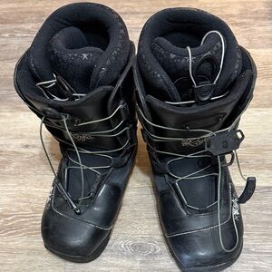 Women's Black Athletic Shoes